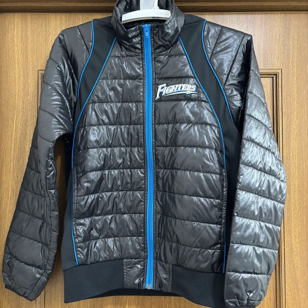 2026年最新】日本ハムファイターズジャンパーの人気アイテム - メルカリ