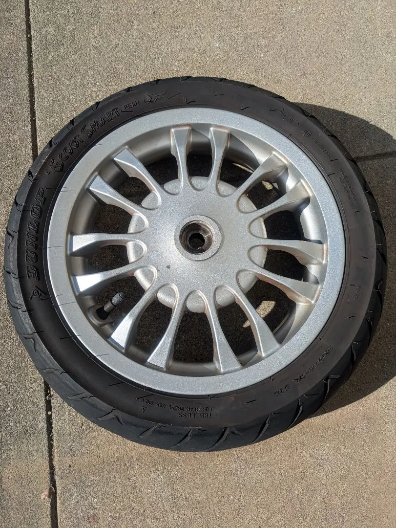 2026年最新】ベスパ ホイールの人気アイテム - メルカリ