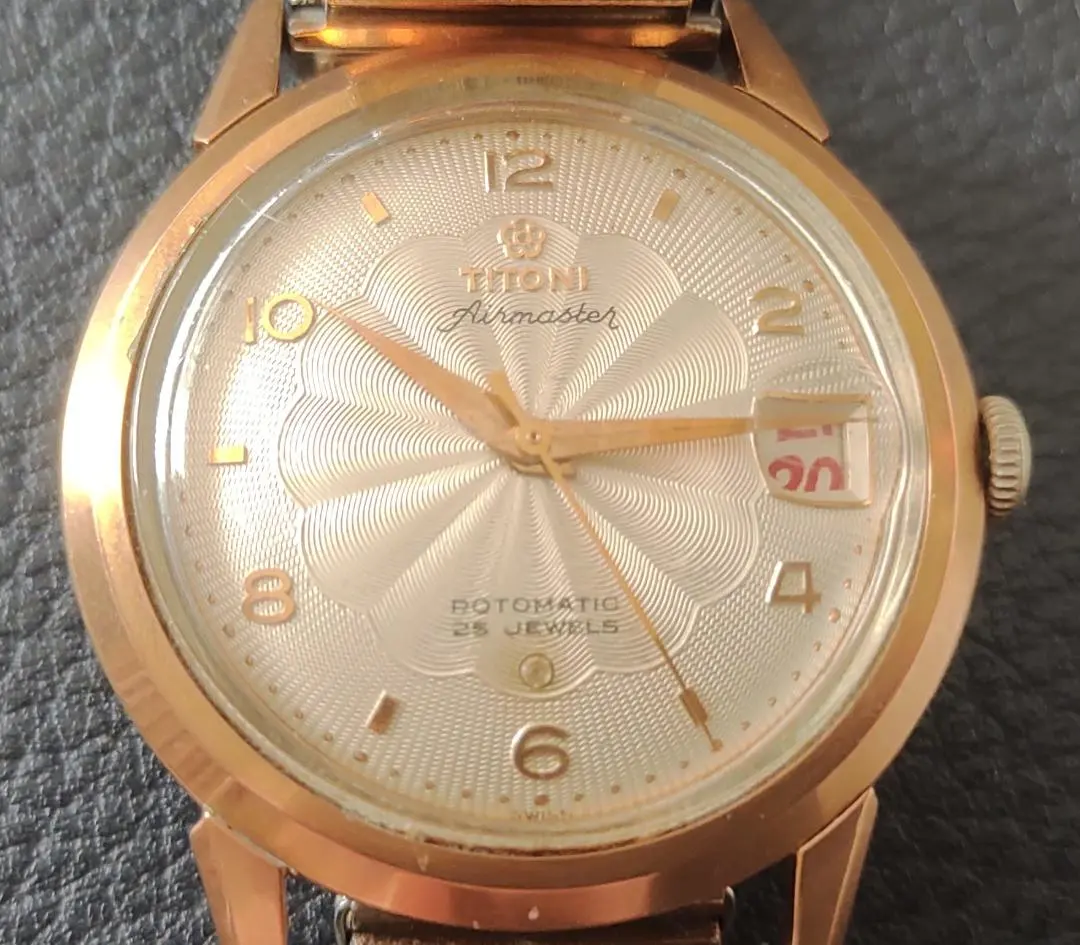 2026年最新】TITONIの人気アイテム - メルカリ