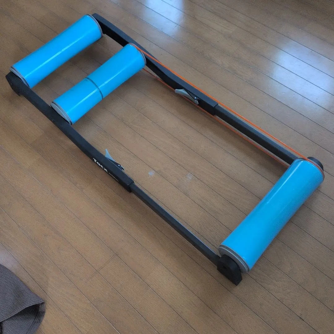 2026年最新】3本ローラー tacxの人気アイテム - メルカリ