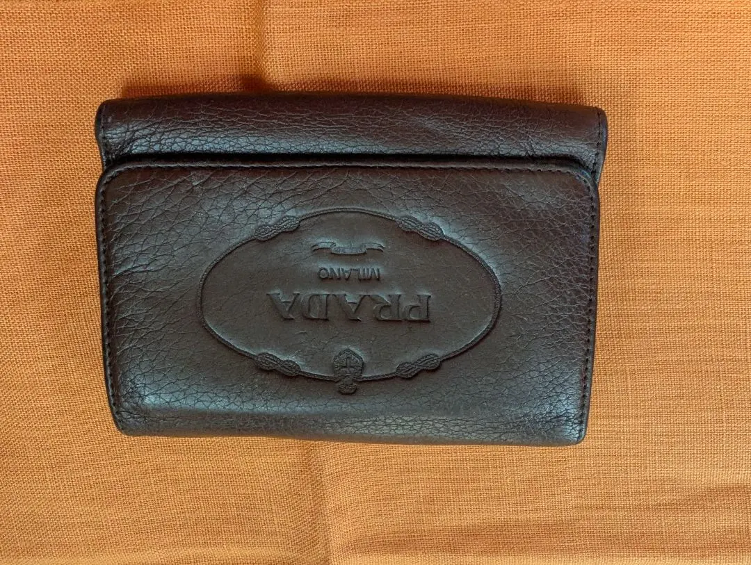 2026年最新】プラダ パイソン財布の人気アイテム - メルカリ