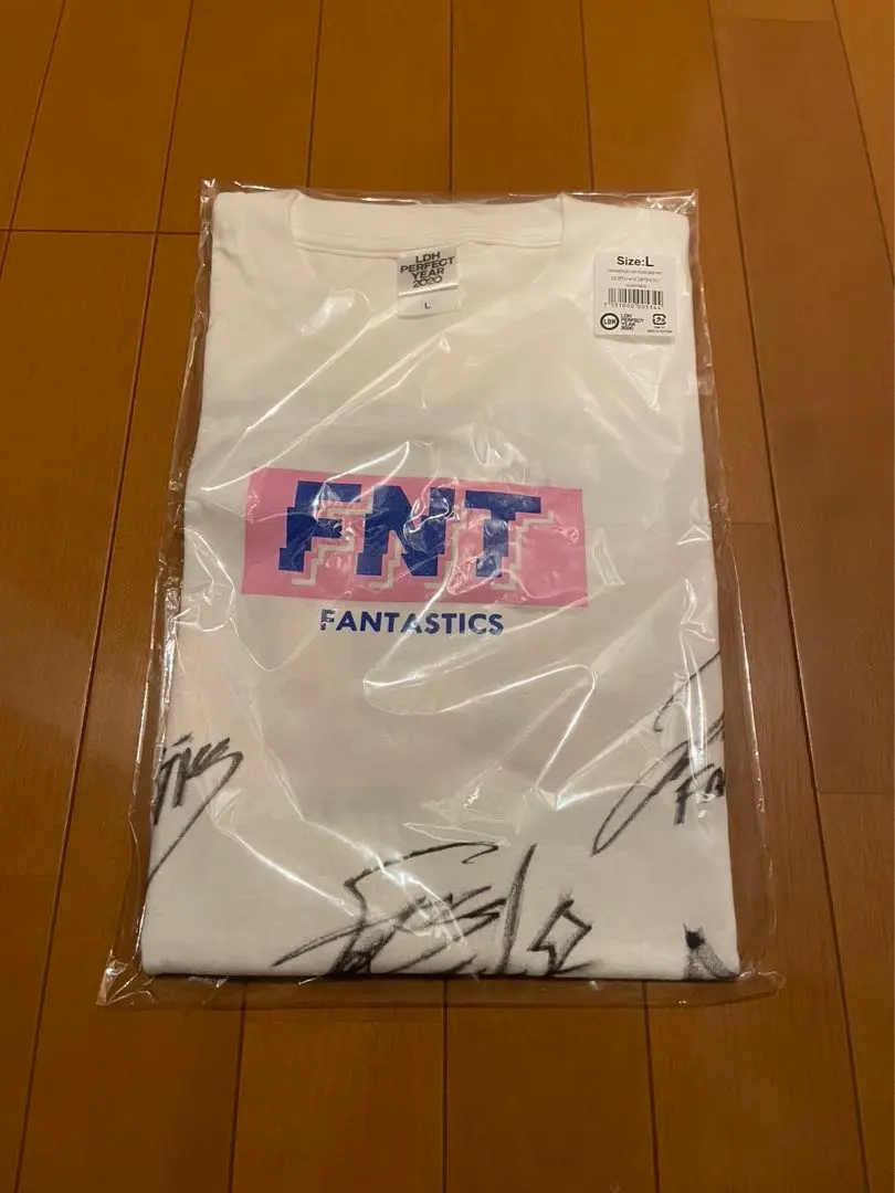 2026年最新】fantastics サイン tシャツの人気アイテム - メルカリ