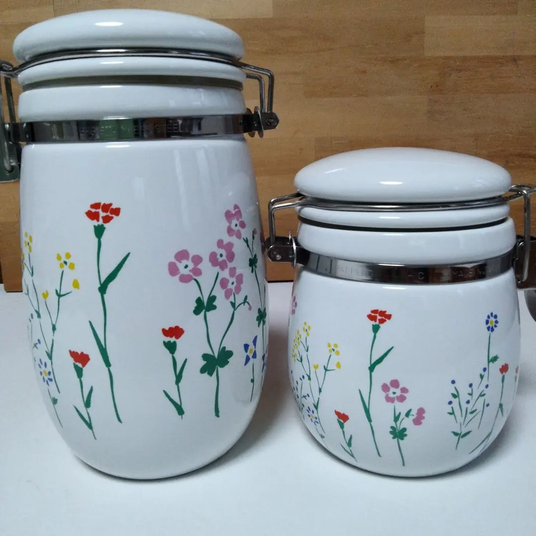 2026年最新】marimekko ガラス瓶・キャニスターの人気アイテム - メルカリ