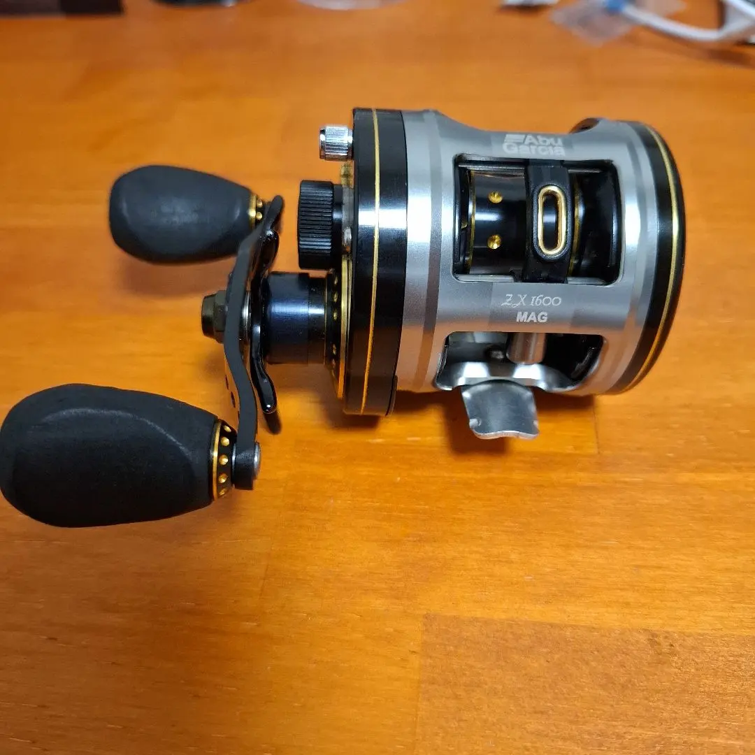 2026年最新】モラム 1600の人気アイテム - メルカリ