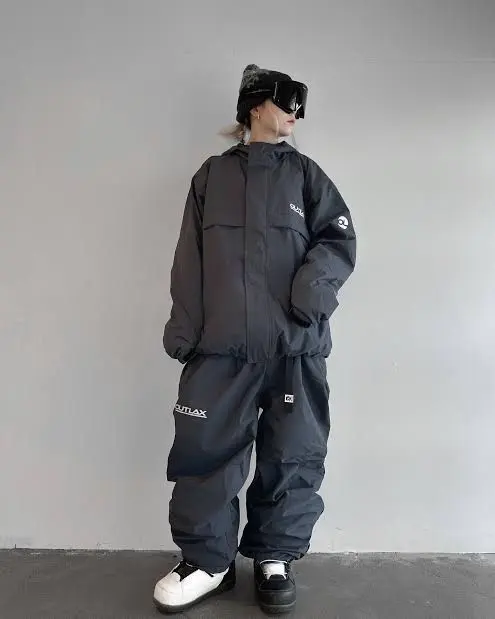 2026年最新】outlax ウェアの人気アイテム - メルカリ