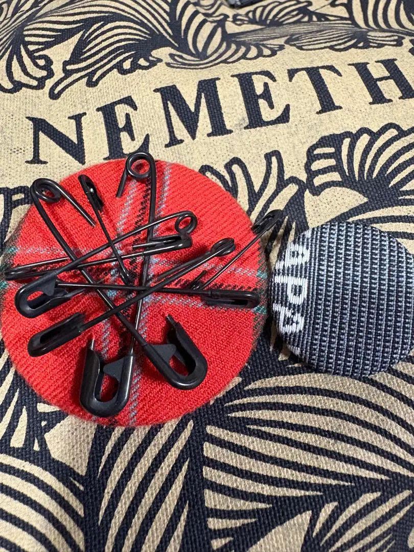 2026年最新】nemeth 缶バッジの人気アイテム - メルカリ