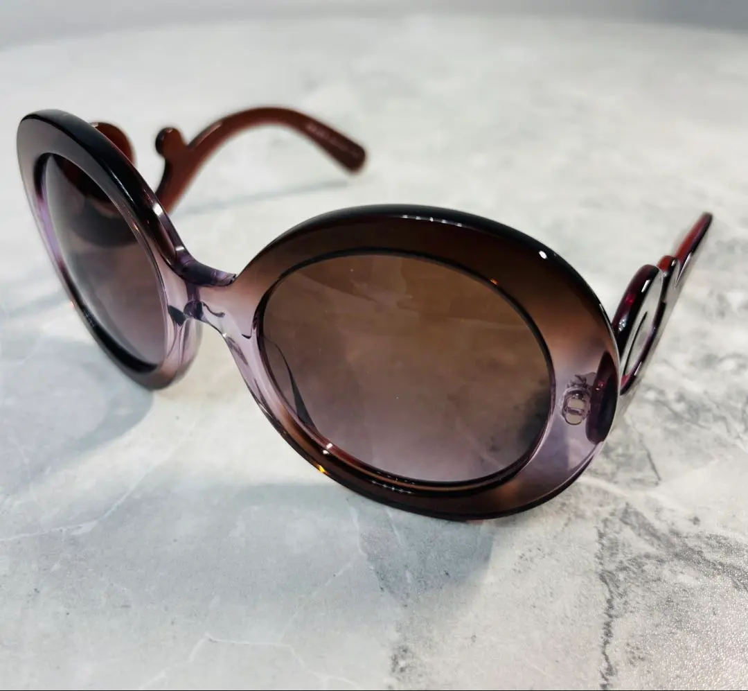 2026年最新】hyde pradaサングラスの人気アイテム - メルカリ