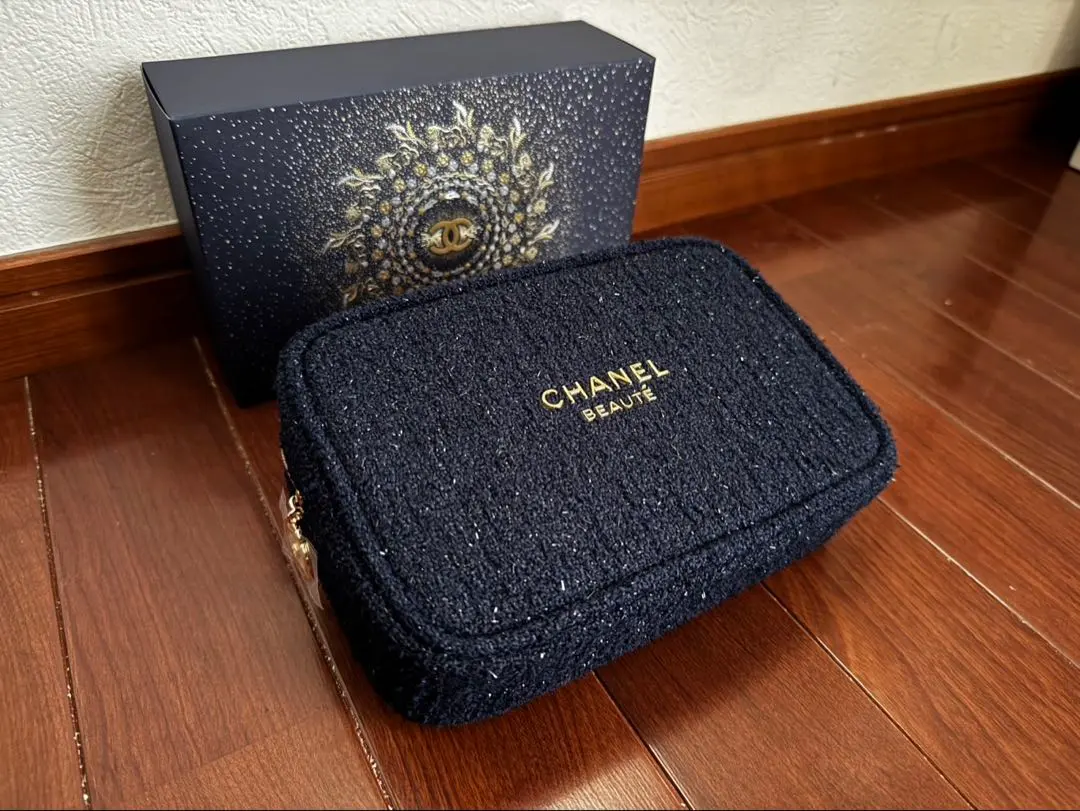 2026年最新】CHANEL カラー：ネイビー系 ポーチの人気アイテム - メルカリ