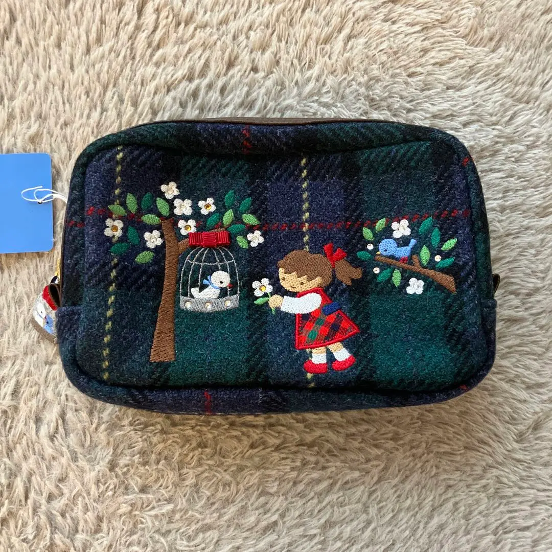 2026年最新】ファミリア chestyの人気アイテム - メルカリ