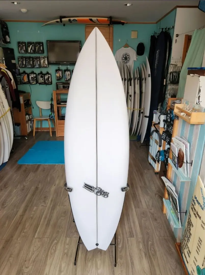 2026年最新】JS Industries フィン本数：トライフィン ショートボード