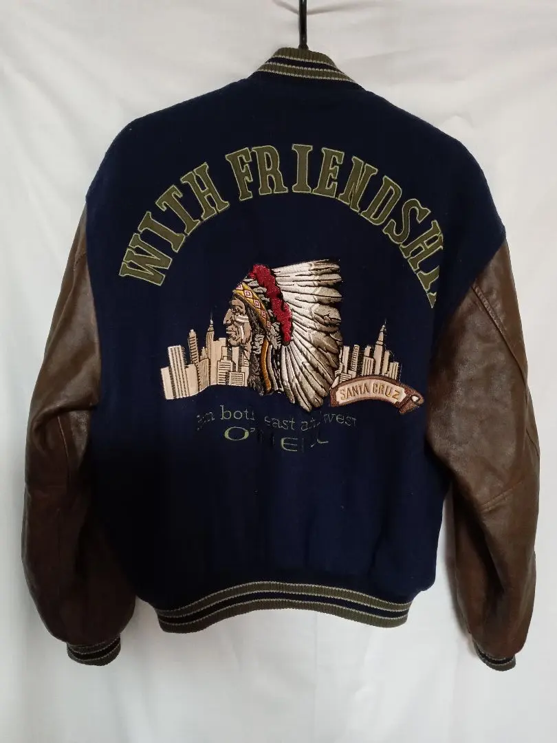 m26299750960_1.jpg?1762960030