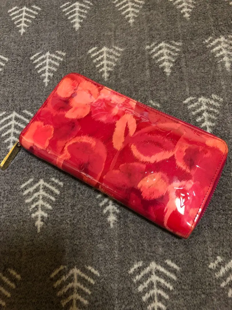 2026年最新】ヴィトン ヴェルニ フラワー ジッピーウォレットの人気