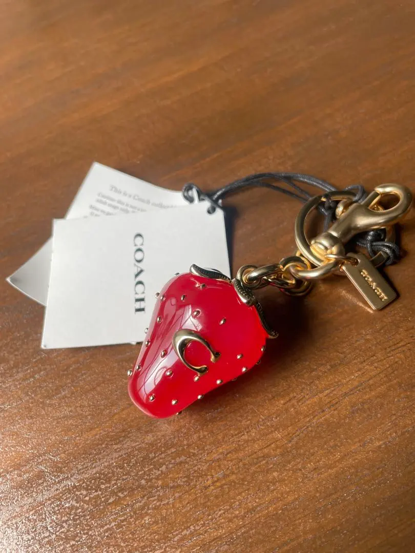 2026年最新】coach いちご キーホルダーの人気アイテム - メルカリ
