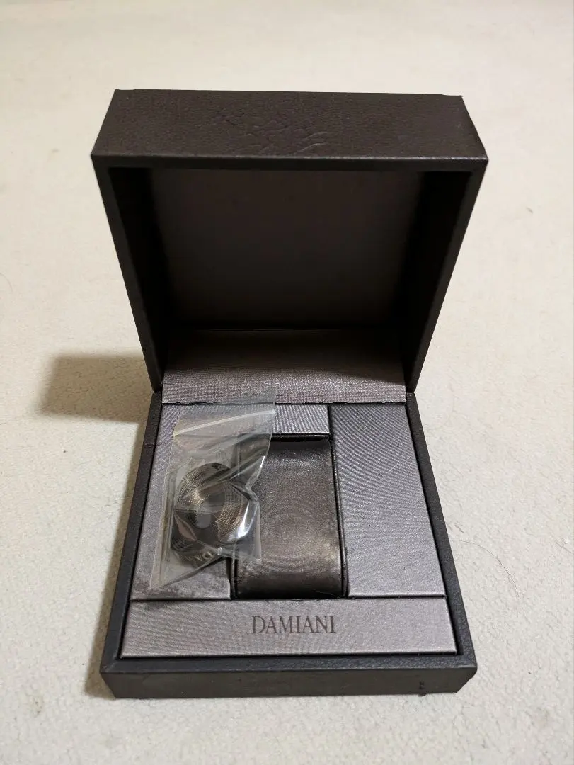 2026年最新】空箱 ダミアーニの人気アイテム - メルカリ