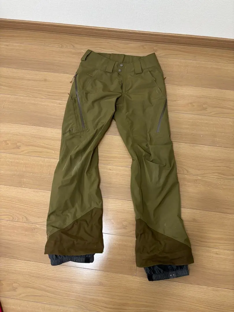 2026年最新】トリオレットパンツの人気アイテム - メルカリ