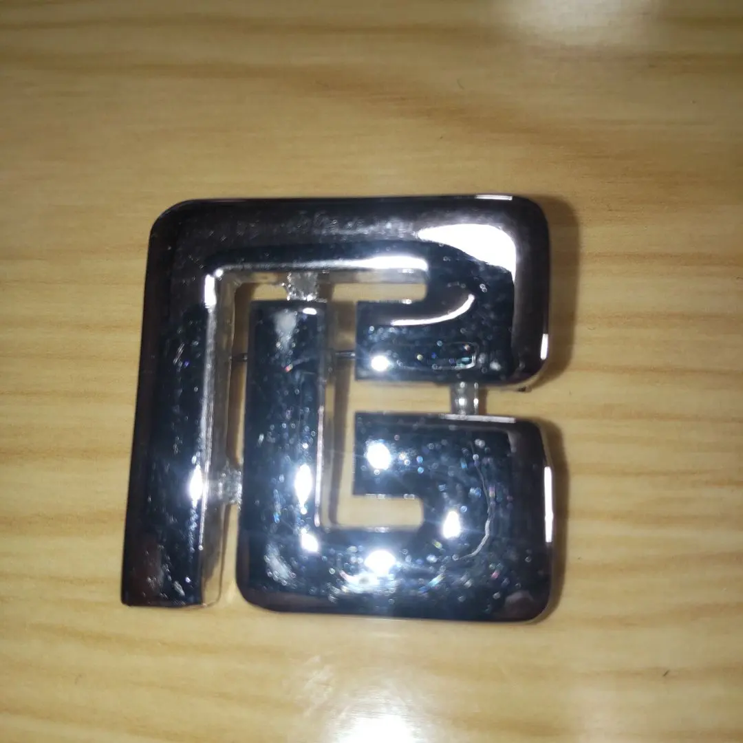 2026年最新】ピエールバルマン ブローチの人気アイテム - メルカリ