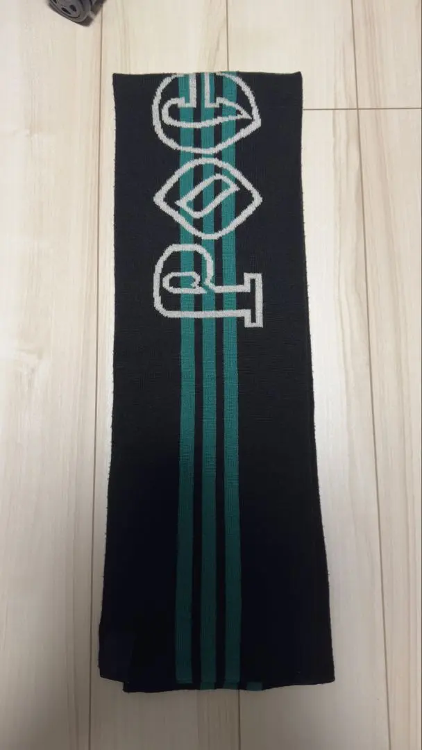 2026年最新】gosha rubchinskiy マフラーの人気アイテム - メルカリ