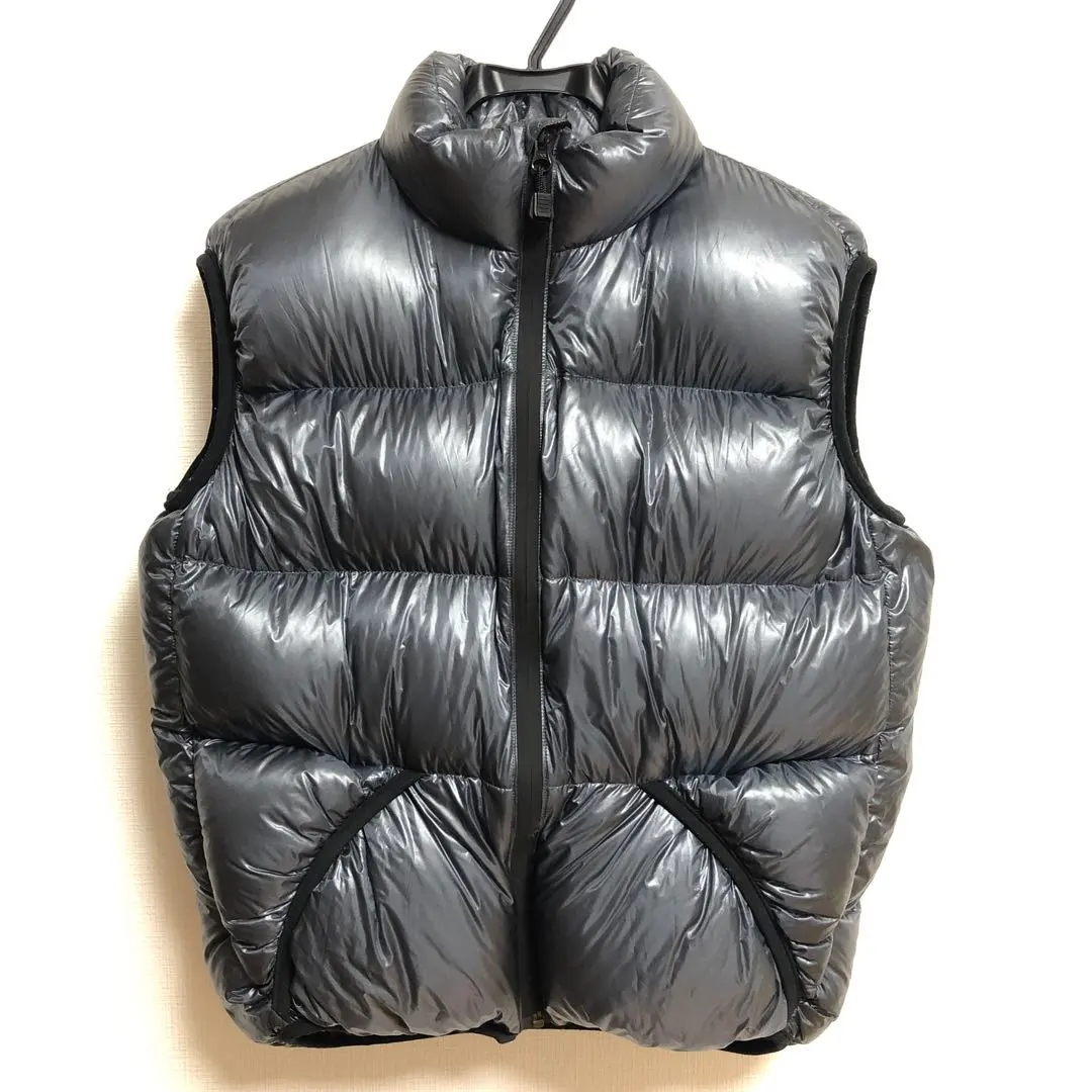 2026年最新】feathered friends ダウンベストの人気アイテム - メルカリ