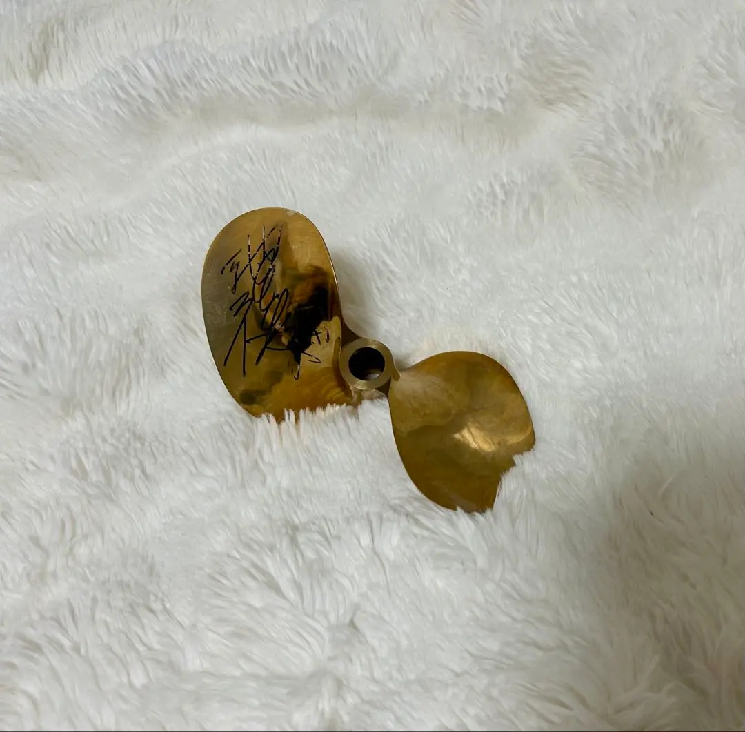 2026年最新】サイン入りプロペラの人気アイテム - メルカリ