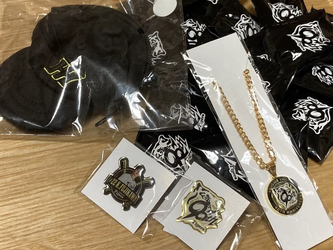 2026年最新】阪神ピンズコンプリートの人気アイテム - メルカリ