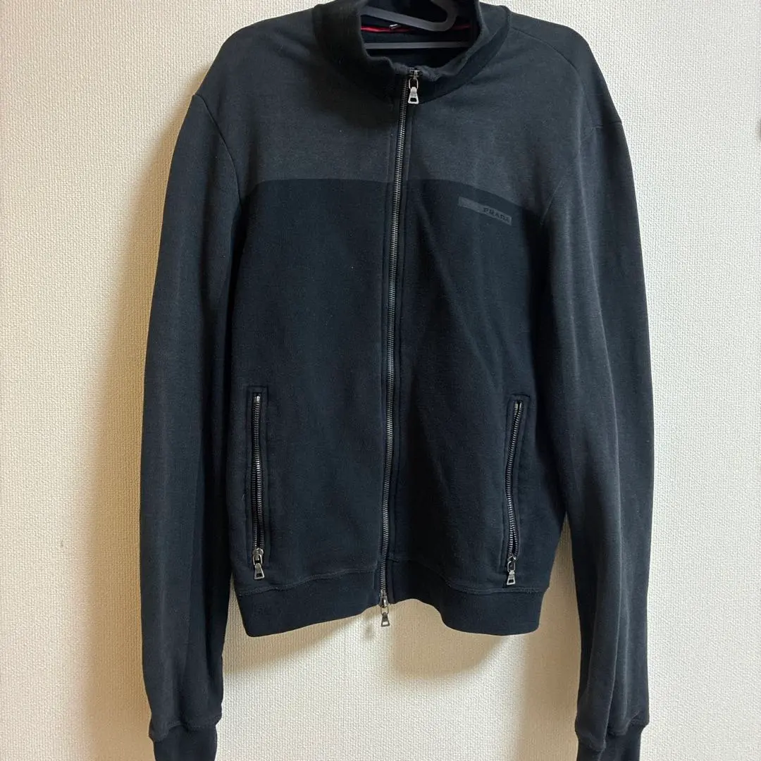 2026年最新】PRADA ジャージの人気アイテム - メルカリ