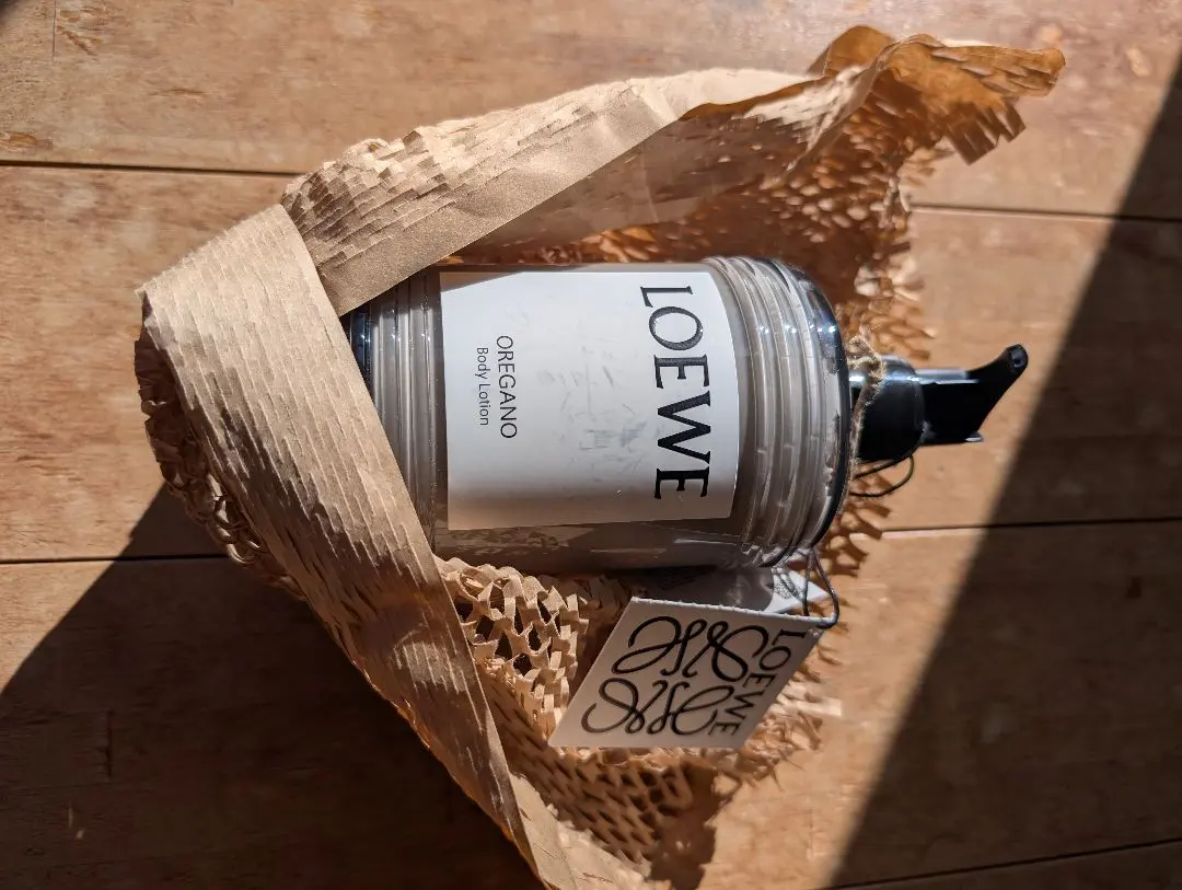 2026年最新】LOEWE ボディローションの人気アイテム - メルカリ