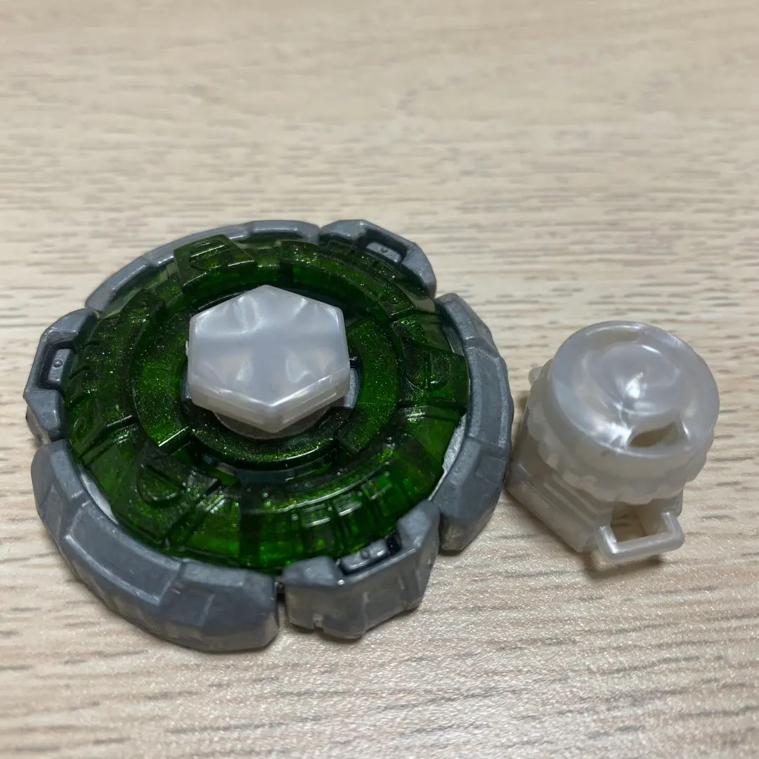 2026年最新】ベイブレード ファングレオーネの人気アイテム - メルカリ