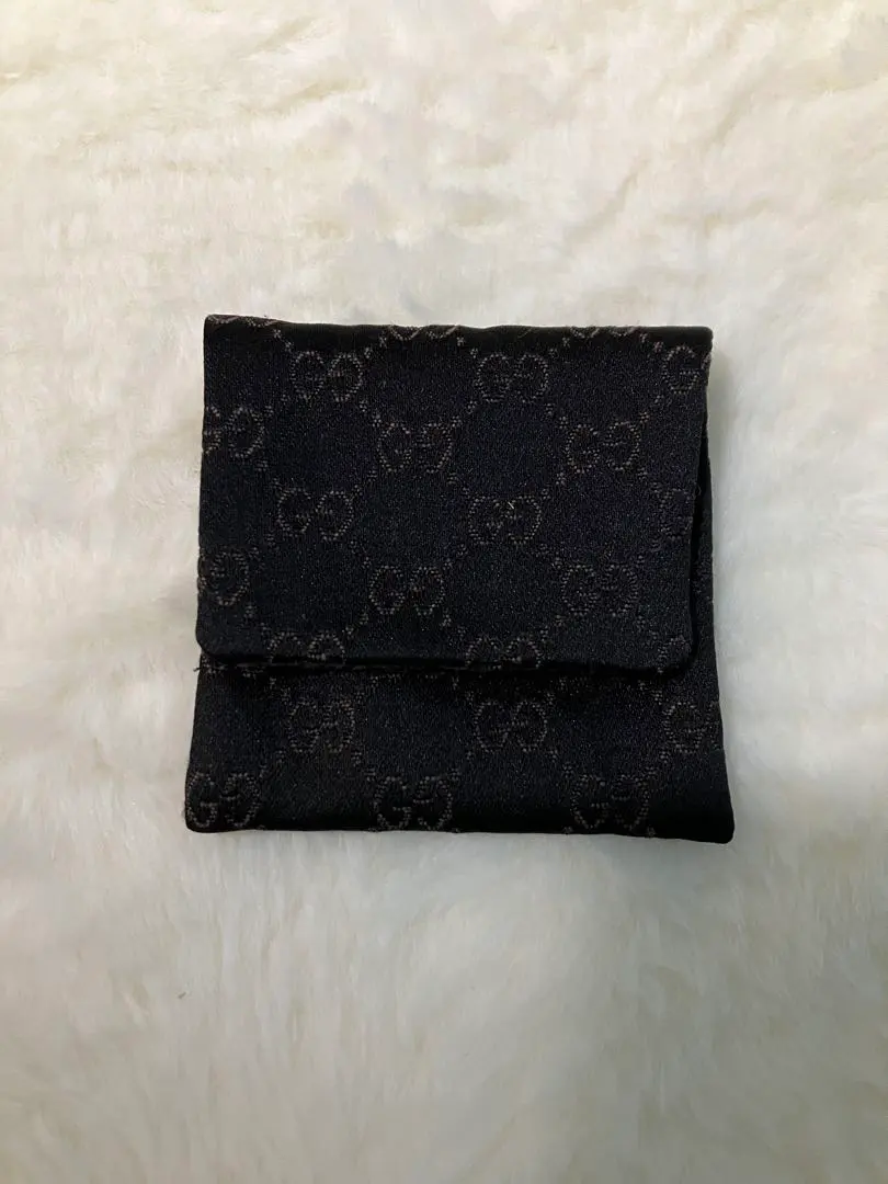 2026年最新】gucci ピルケースの人気アイテム - メルカリ