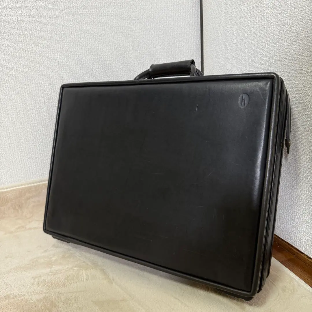 m43790106058_1.jpg?1755524257