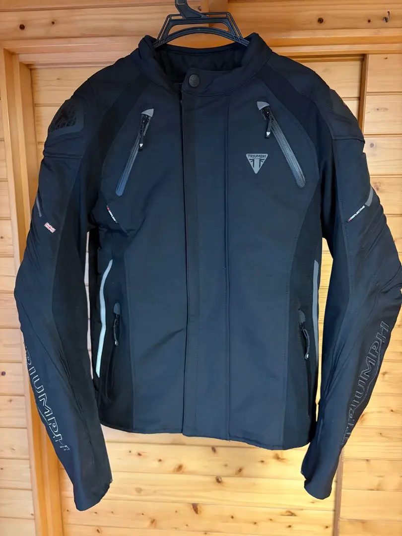 2026年最新】Triumph ジャケットの人気アイテム - メルカリ