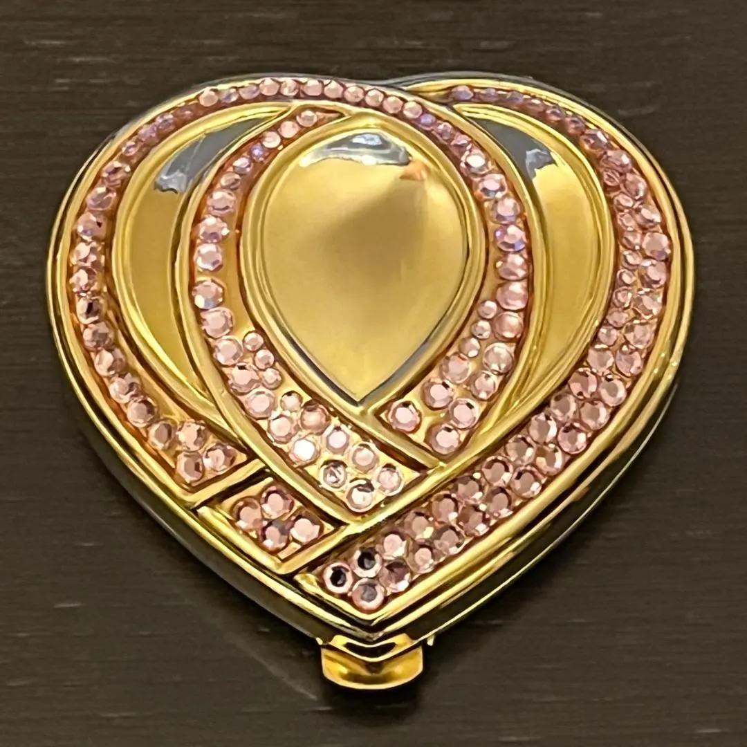 2026年最新】エスティローダーメタルコンパクトの人気アイテム - メルカリ