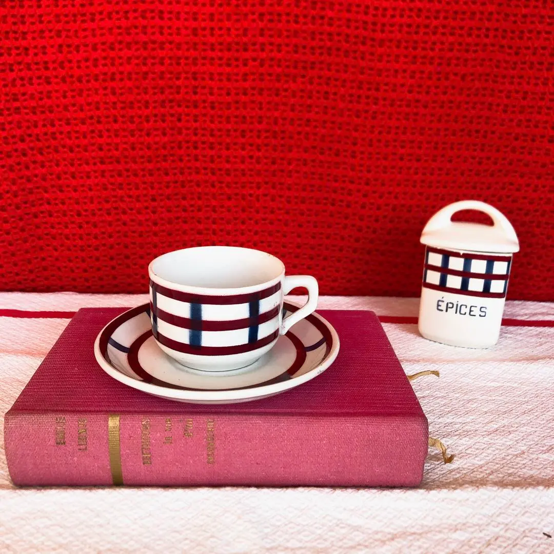 2026年最新】バスク柄食器の人気アイテム - メルカリ