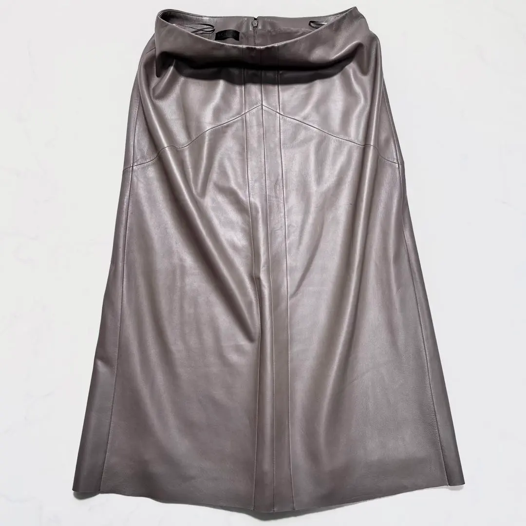 2026年最新】ロエベレザースカートの人気アイテム - メルカリ