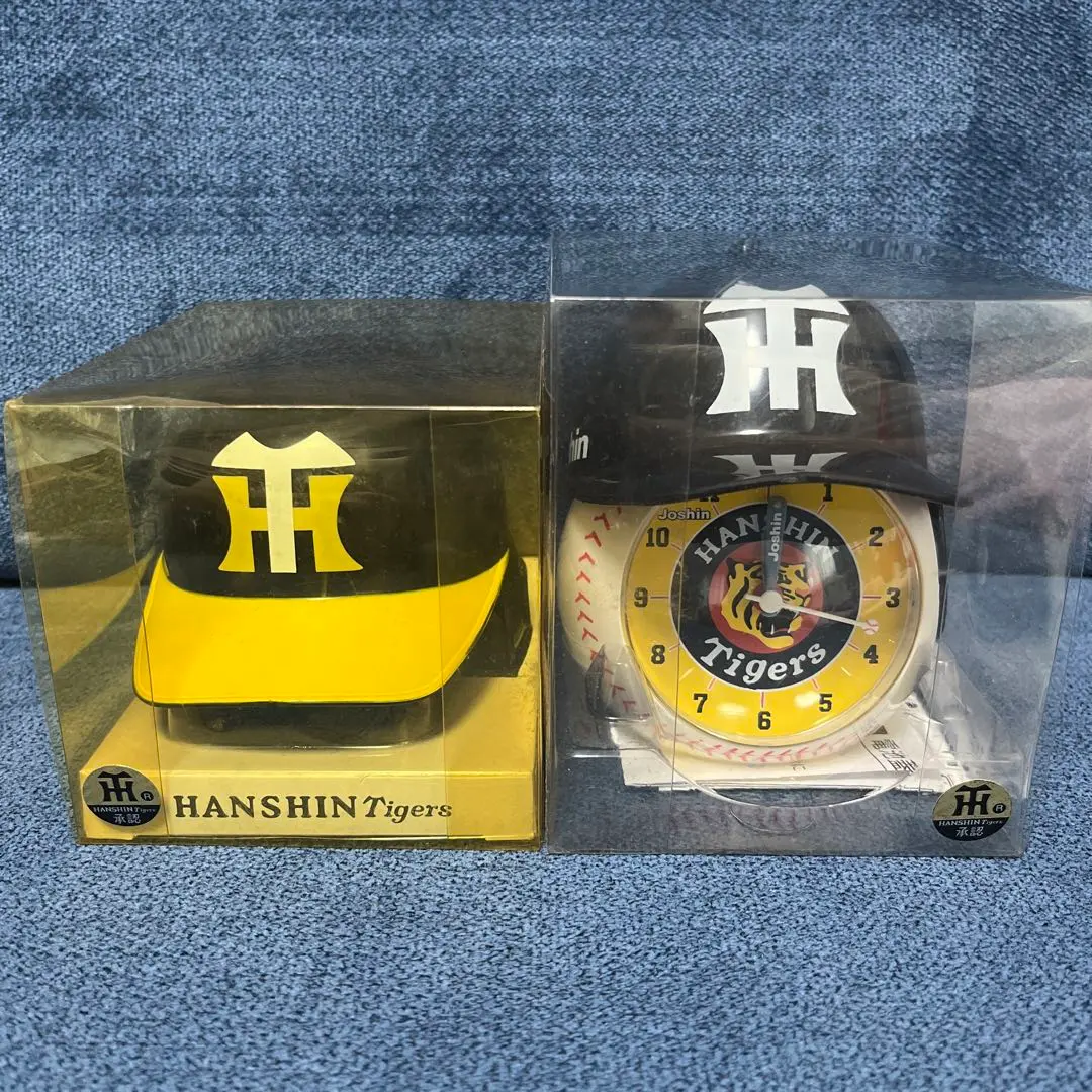2026年最新】阪神タイガース ヘルメットラジオの人気アイテム - メルカリ