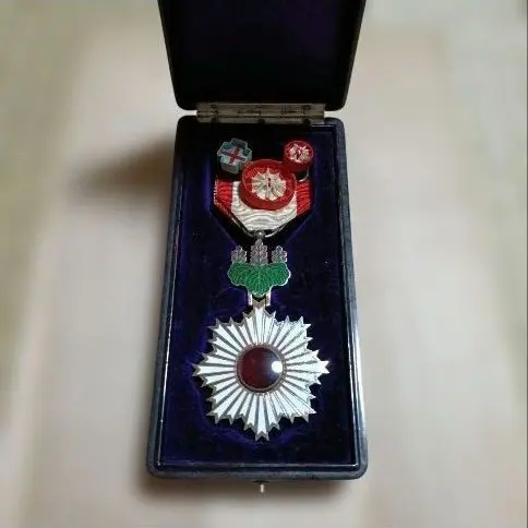2026年最新】勲章 勲三等旭日中綬章の人気アイテム - メルカリ