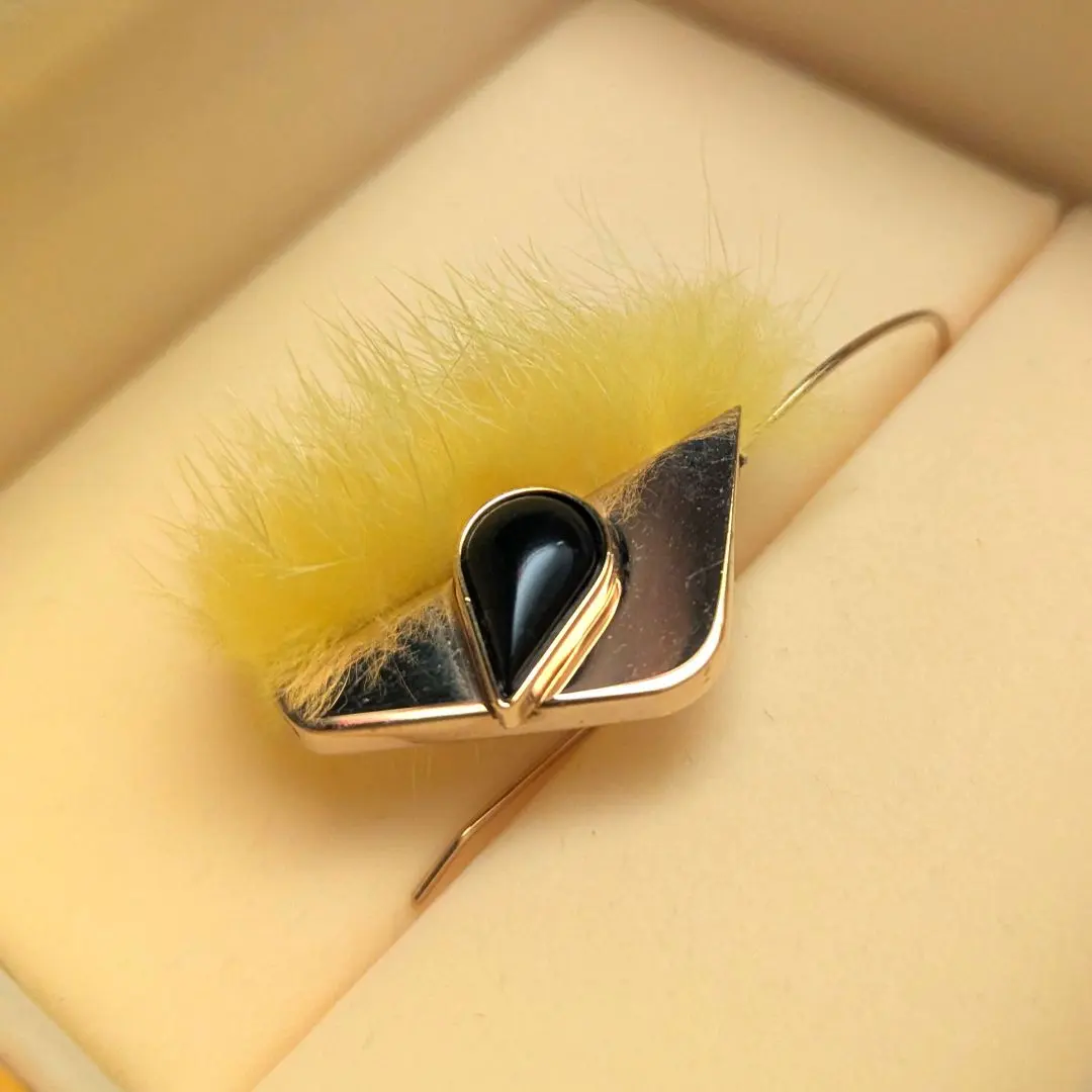 2026年最新】fendiブローチの人気アイテム - メルカリ