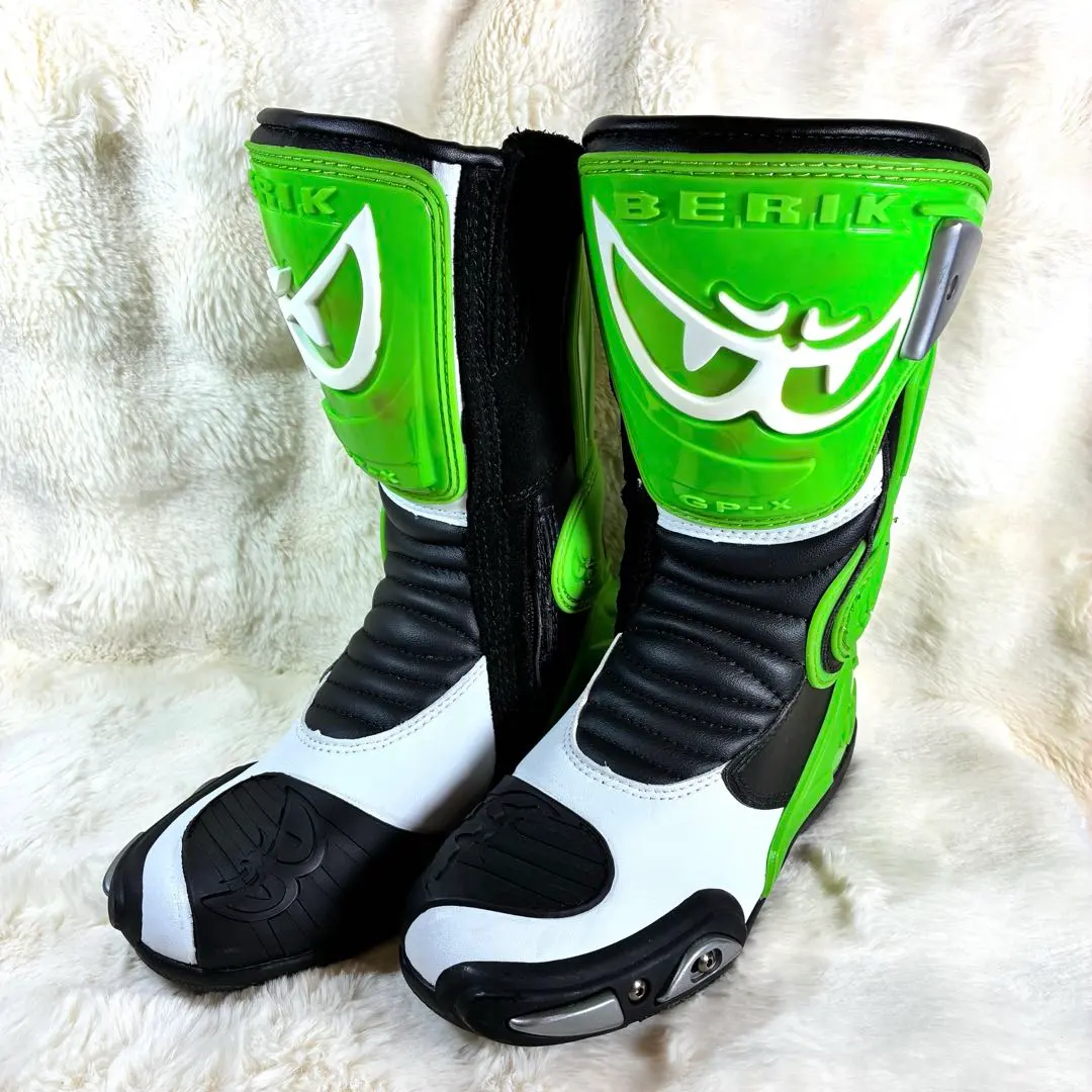 2026年最新】ベリック レーシングブーツの人気アイテム - メルカリ