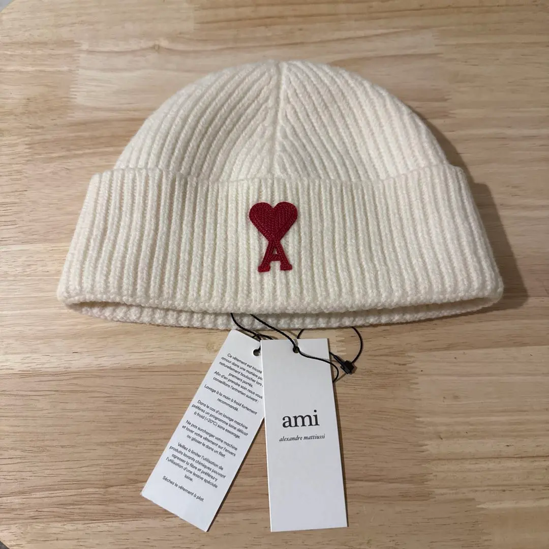 2026年最新】AMI PARIS カラー：ホワイト系 ニット帽・ビーニーの人気