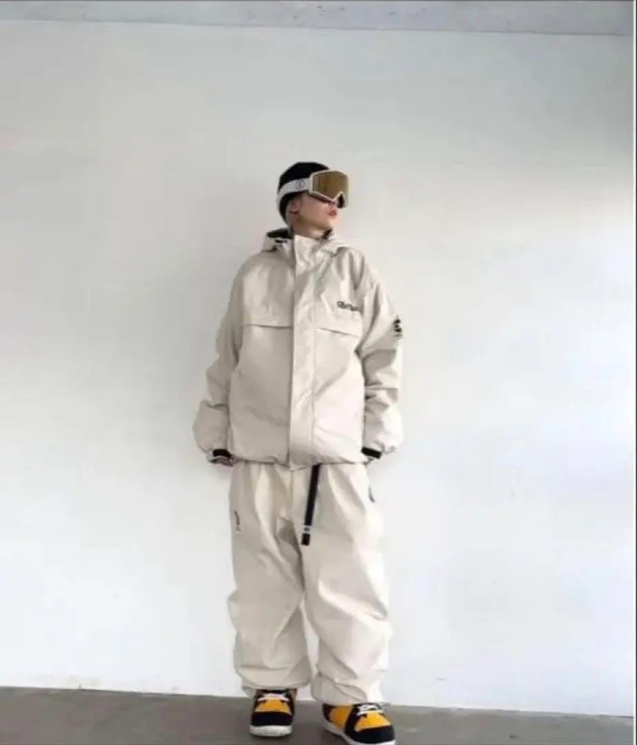 2026年最新】outlax ウェアの人気アイテム - メルカリ