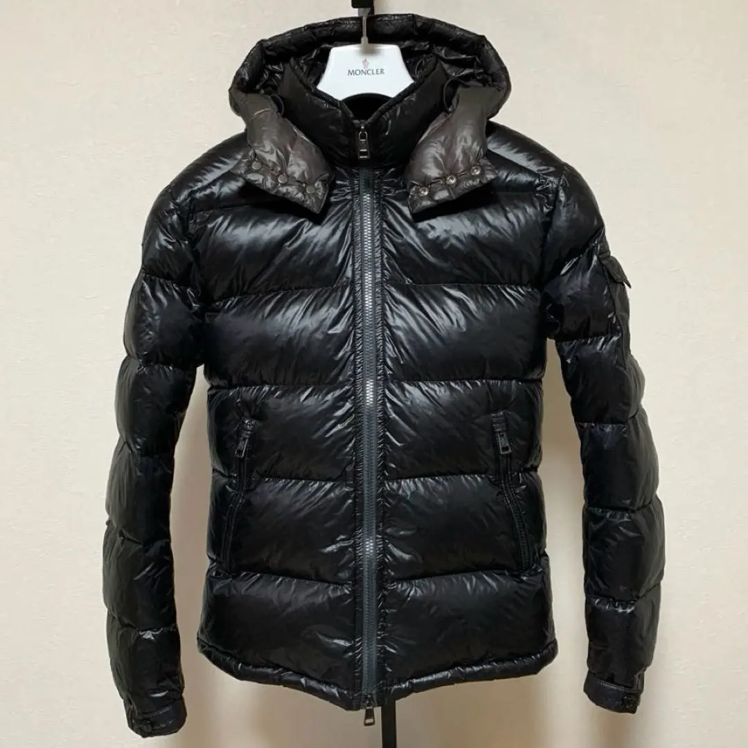 2026年最新】モンクレール zinの人気アイテム - メルカリ