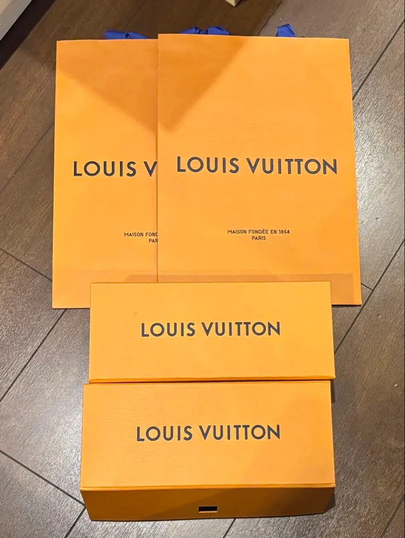 2026年最新】ルイヴィトン香水空箱の人気アイテム - メルカリ