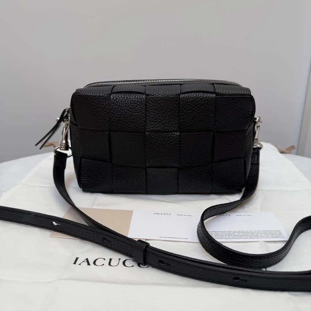 2026年最新】イアクッチ ベルタ xsの人気アイテム - メルカリ