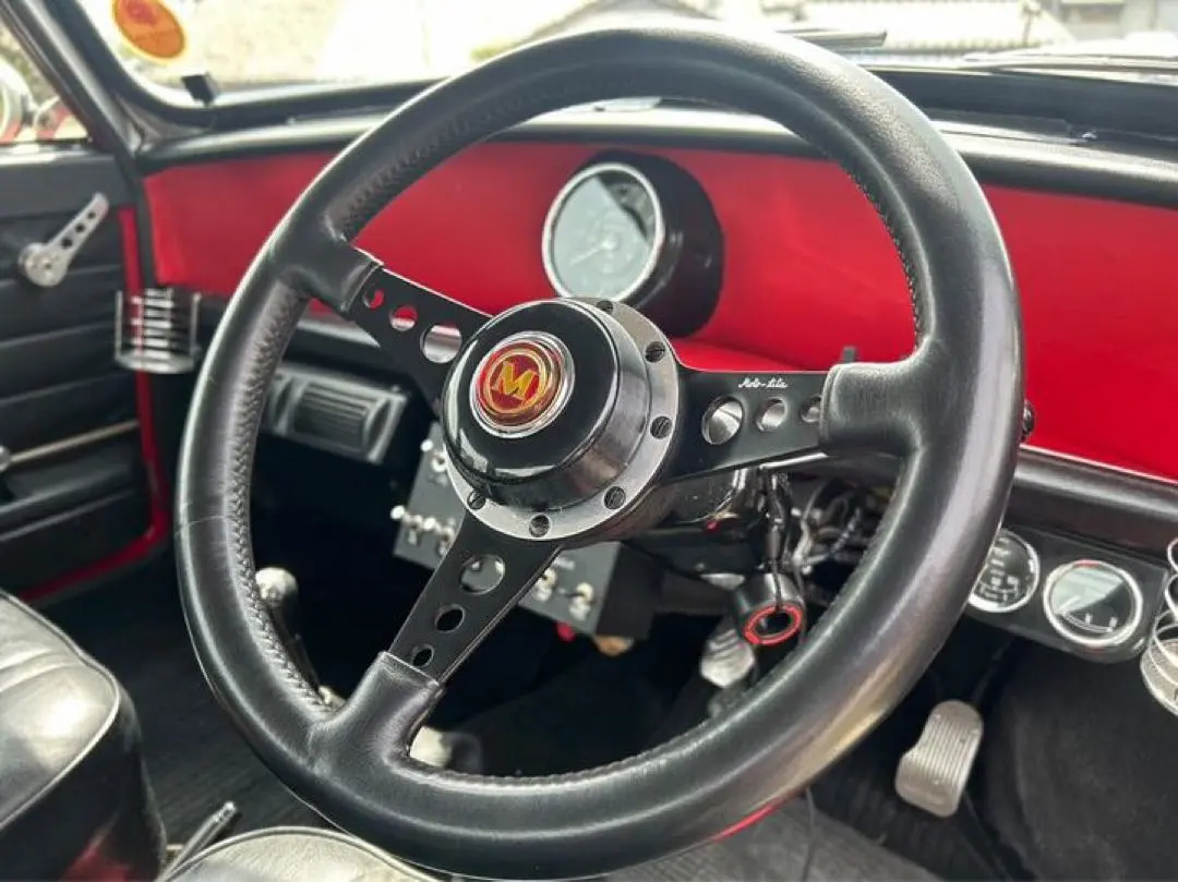 MINI モトリタ ステアリング ブラック ボス付き モチーフ付き【中古】
