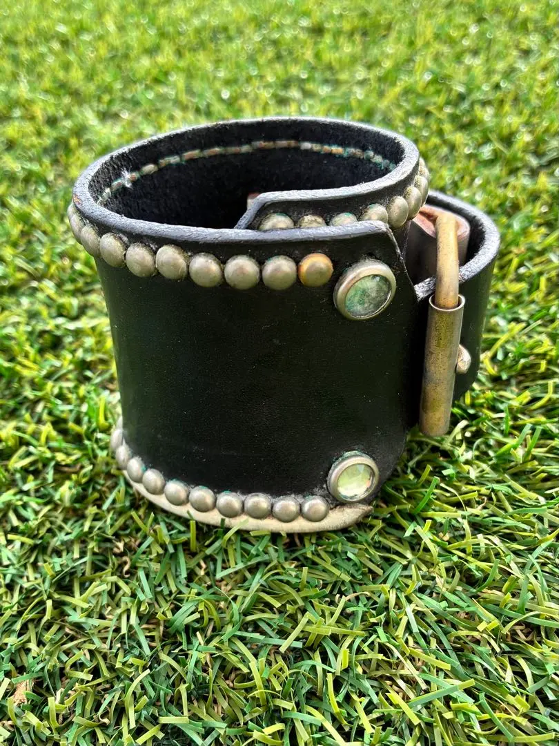 2026年最新】ウルフズヘッド リストバンドの人気アイテム - メルカリ