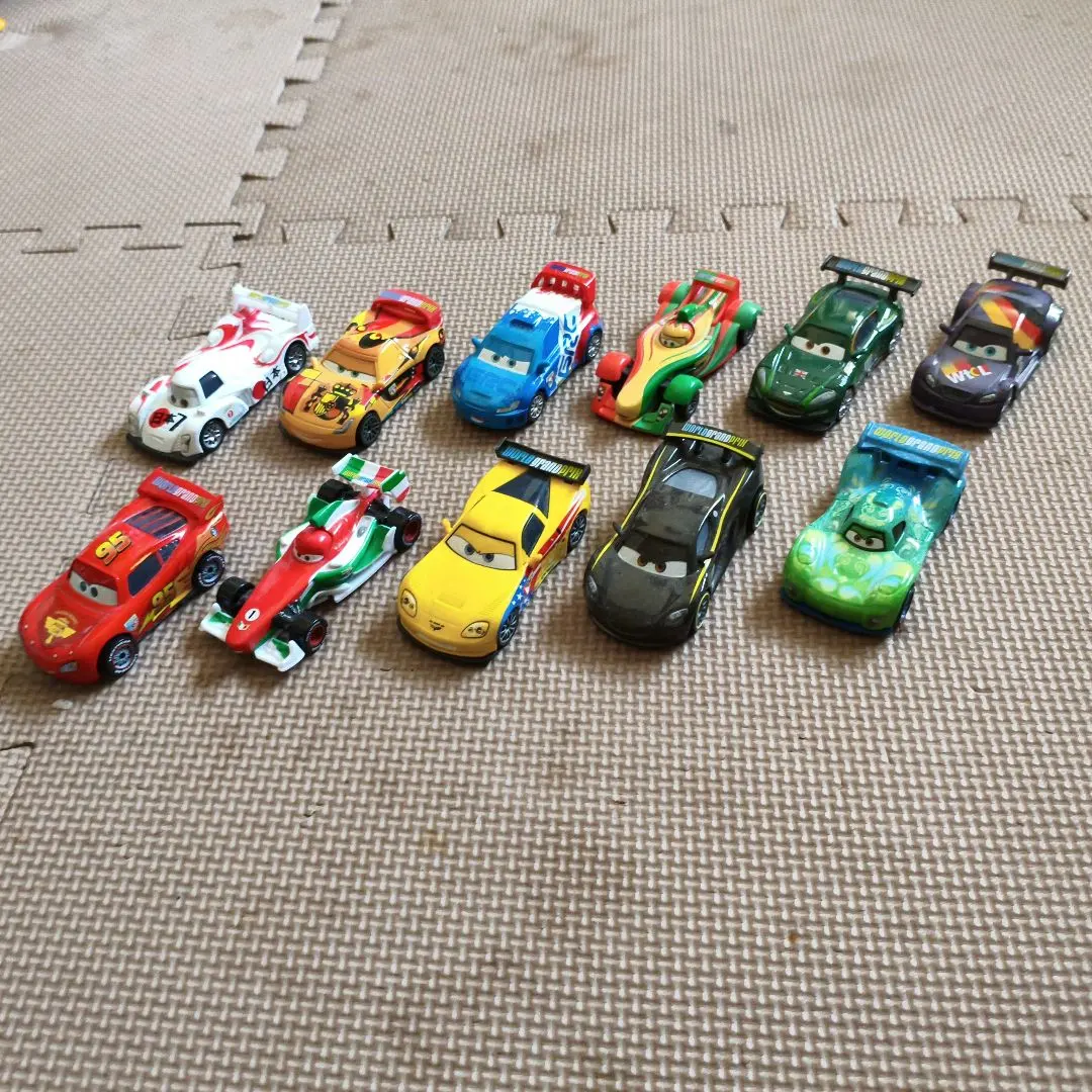 2026年最新】カーズ2 トミカワールドグランプリの人気アイテム - メルカリ