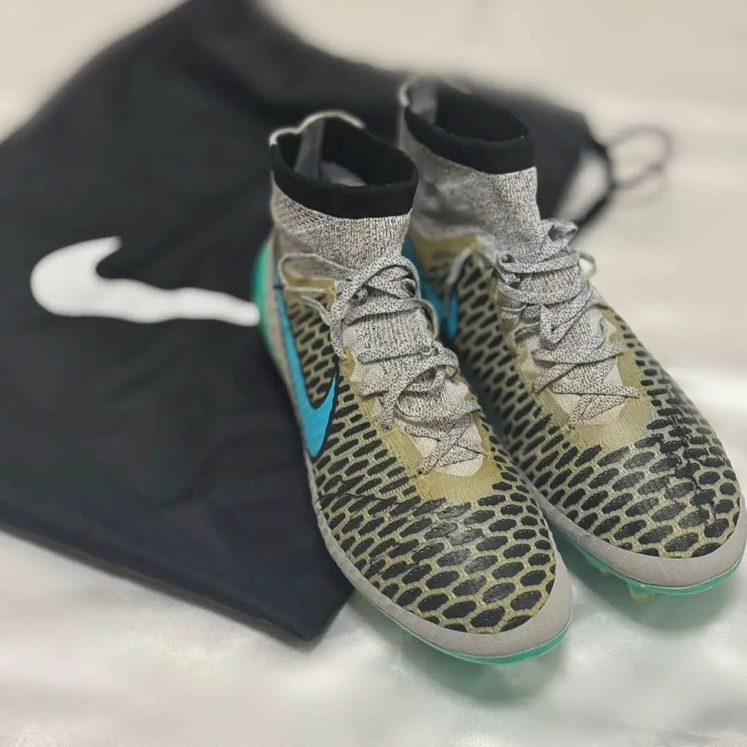 2026年最新】山口蛍 スパイクの人気アイテム - メルカリ