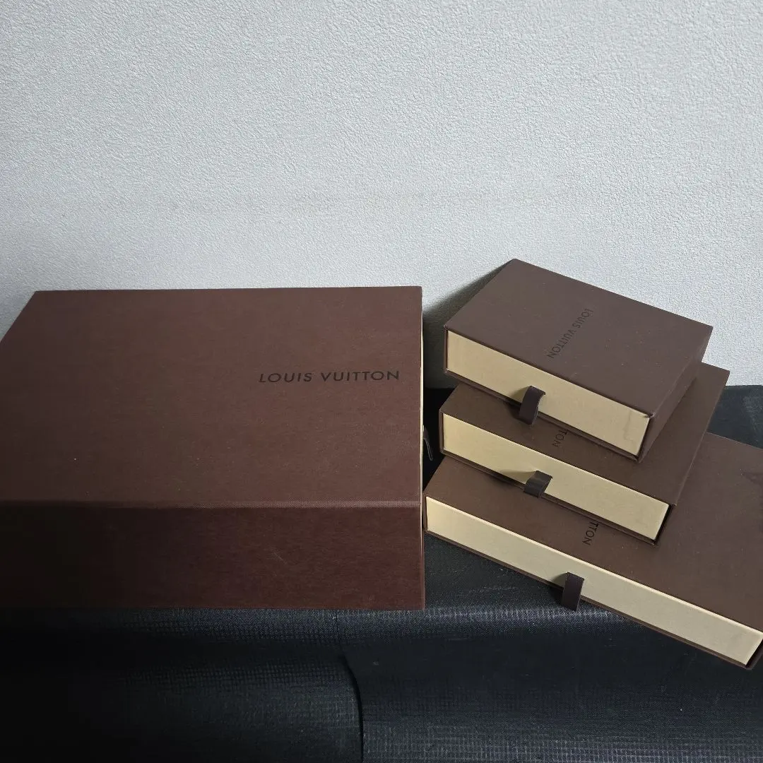 2026年最新】ルイヴィトン香水空箱の人気アイテム - メルカリ