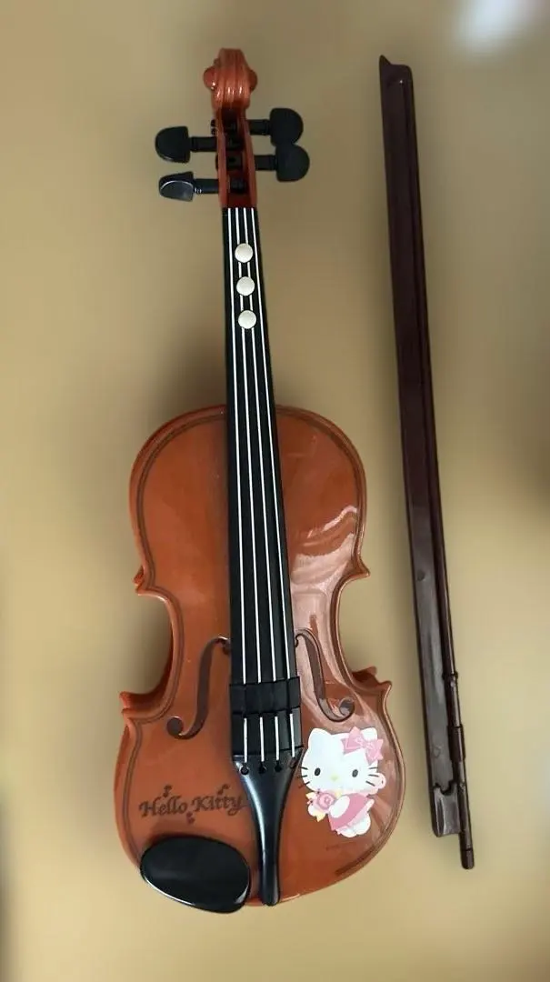 2026年最新】キティ バイオリンの人気アイテム - メルカリ