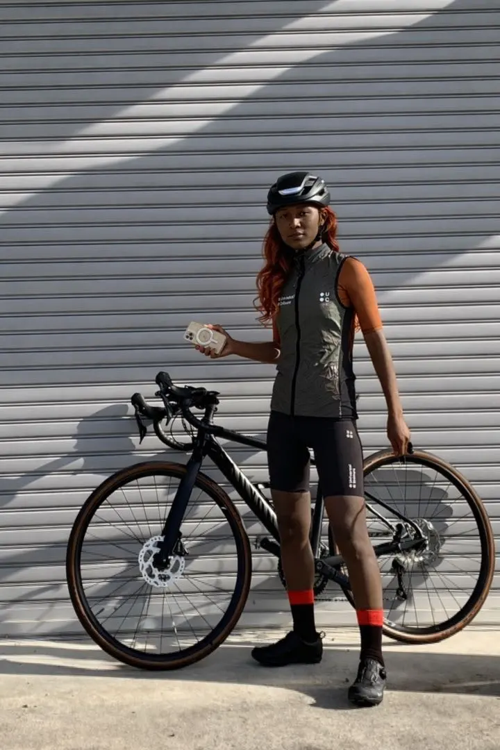 2026年最新】ユニバーサルカラーズの人気アイテム - メルカリ