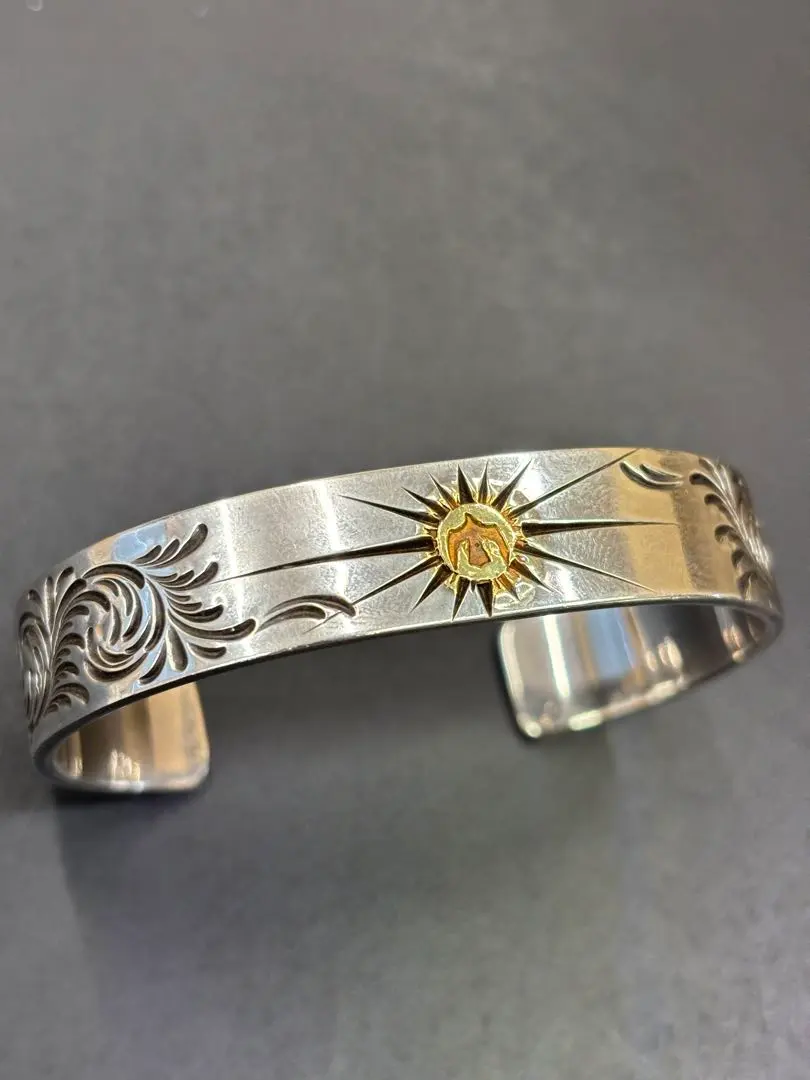 2026年最新】鷲見太郎 バングルの人気アイテム - メルカリ